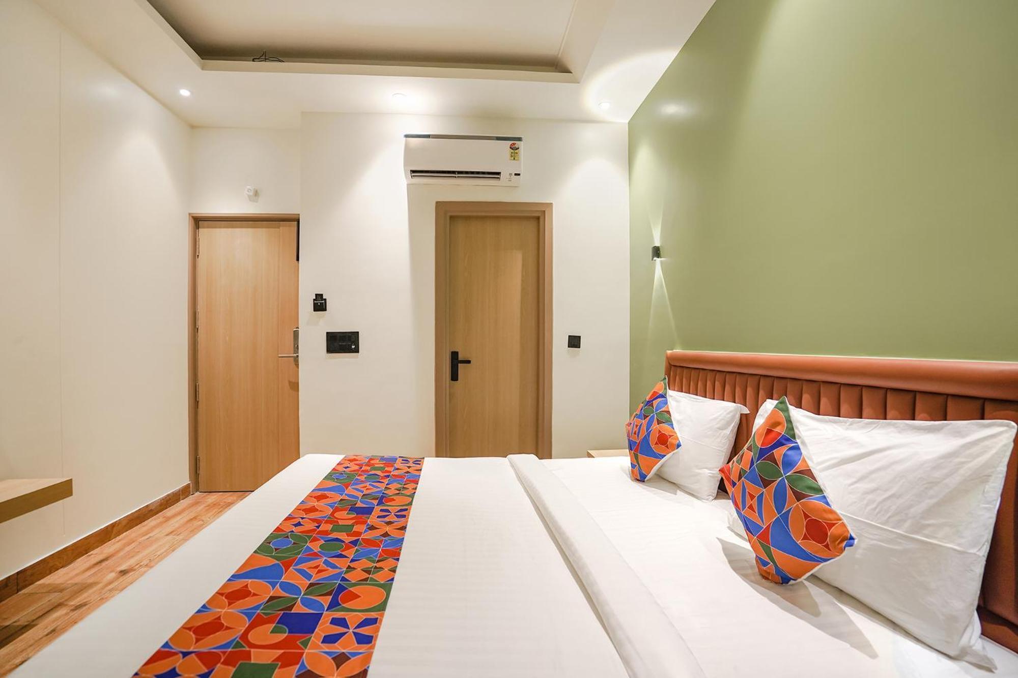 Fabhotel Prime Ip Indrapuram Ghaziabad Exterior photo